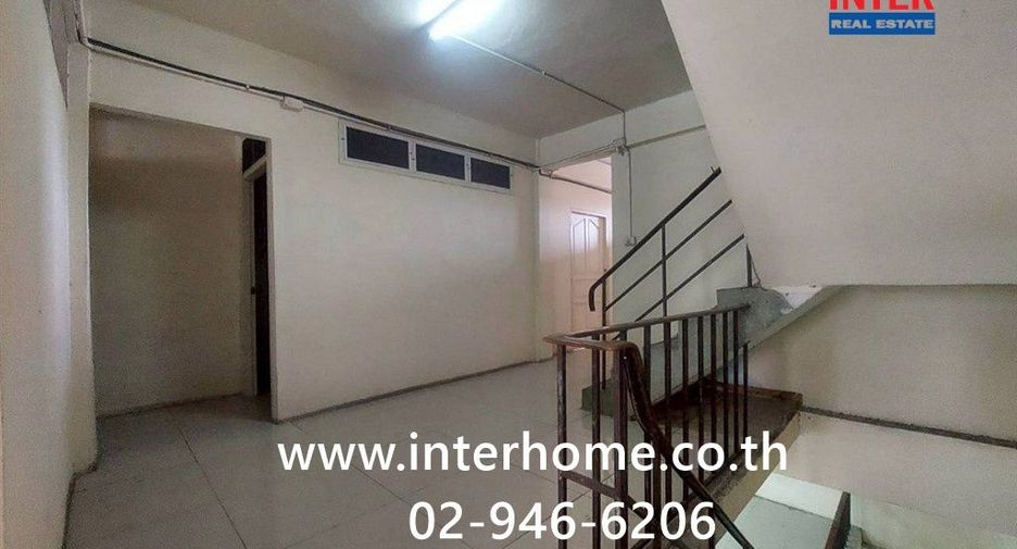 Продажа 7 спальни торговое помещение в Mueang Samut Prakan, Самутпракан