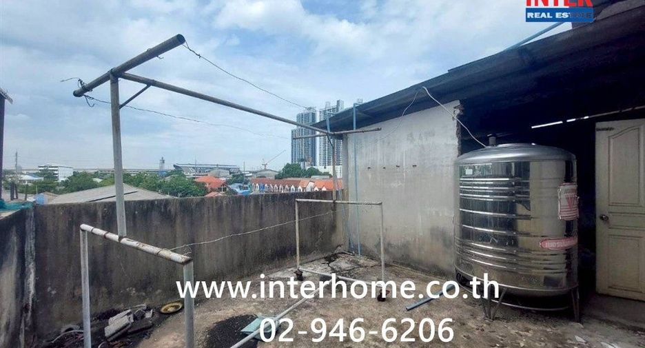 Продажа 7 спальни торговое помещение в Mueang Samut Prakan, Самутпракан
