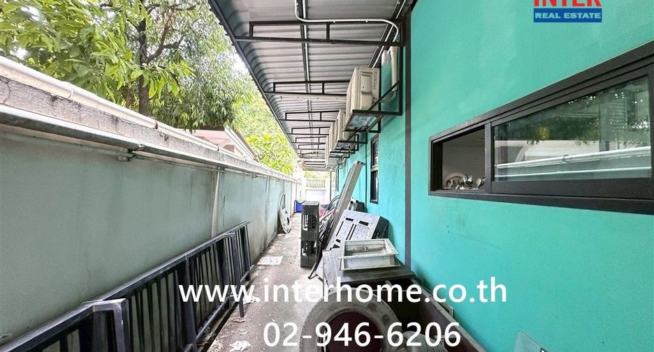 À vendre 11 chambres entrepôt à Lat Phrao, Bangkok