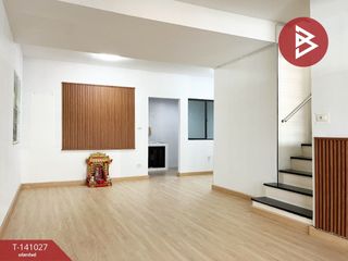 For sale 3 bedrooms townhouse in Bang Khae, Bangkok