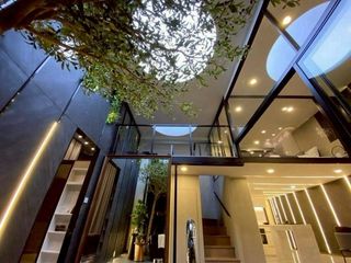 For sale 3 bedrooms condo in Watthana, Bangkok