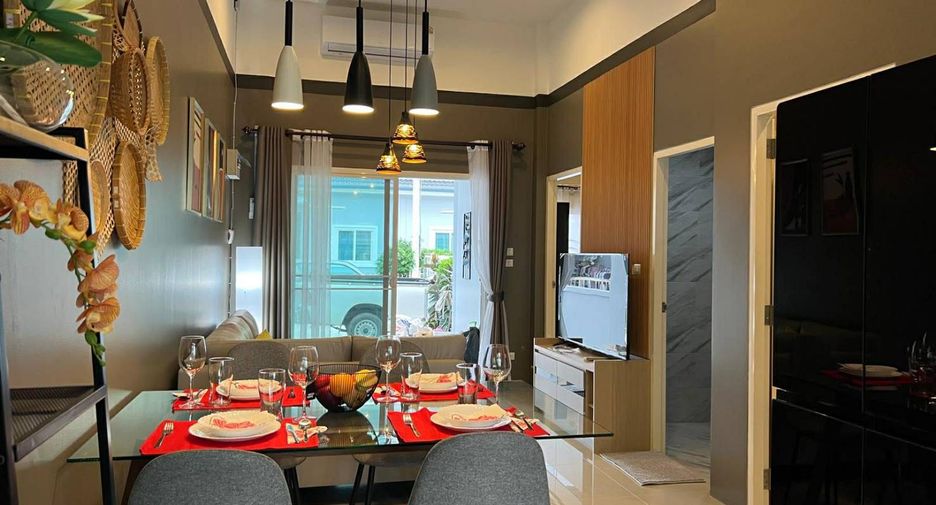For rent 2 bedrooms villa in Mueang Phuket, Phuket