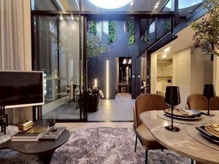 For sale 3 bedrooms condo in Watthana, Bangkok