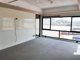 For rent retail Space in Bangkok Noi, Bangkok