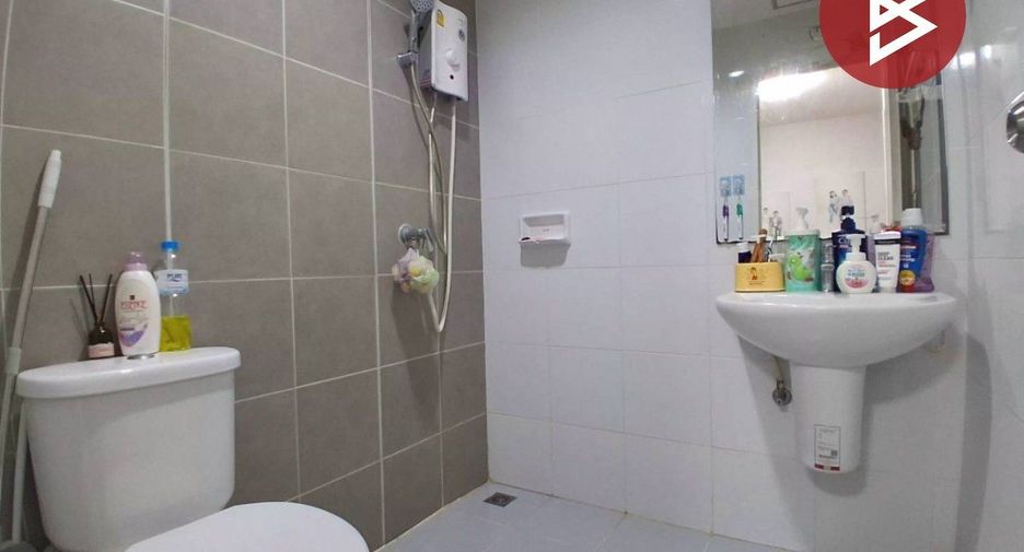 Casa adosada en venta de 4 habitaciones en Bang Sao Thong, Samut Prakan