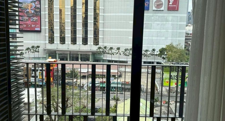 For rent 2 bedrooms condo in Khlong Toei, Bangkok