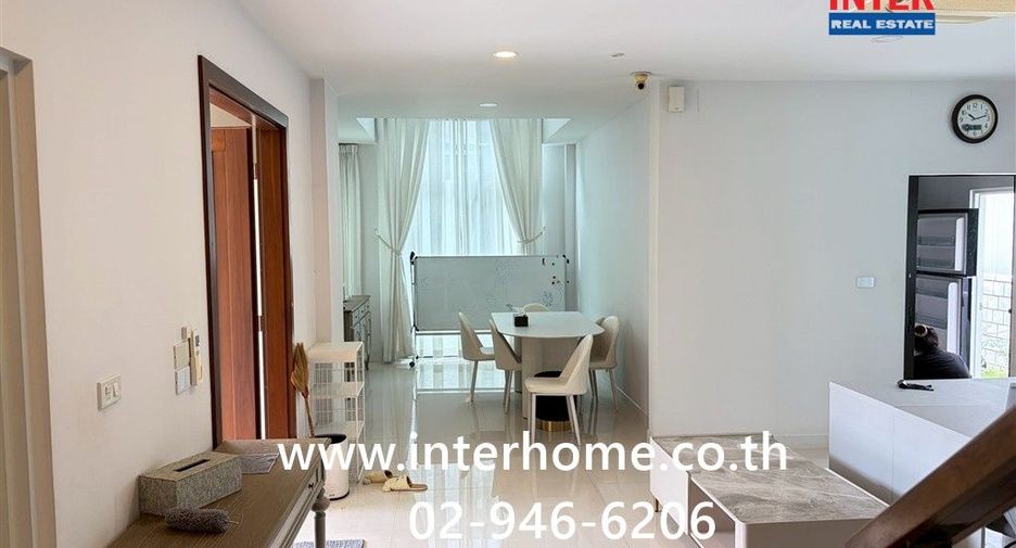 Haus zum Kauf mit 4 Zimmer in Sai Mai, Bangkok