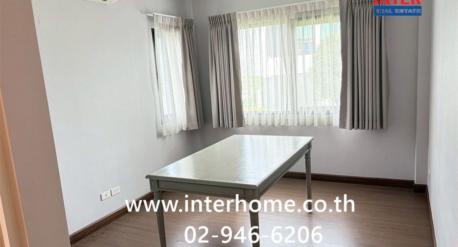 Haus zum Kauf mit 4 Zimmer in Sai Mai, Bangkok