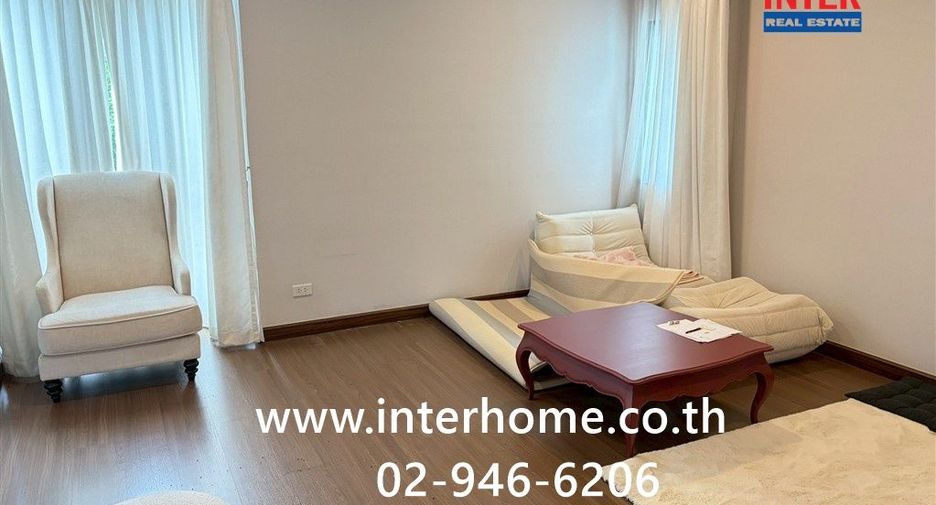 Haus zum Kauf mit 4 Zimmer in Sai Mai, Bangkok