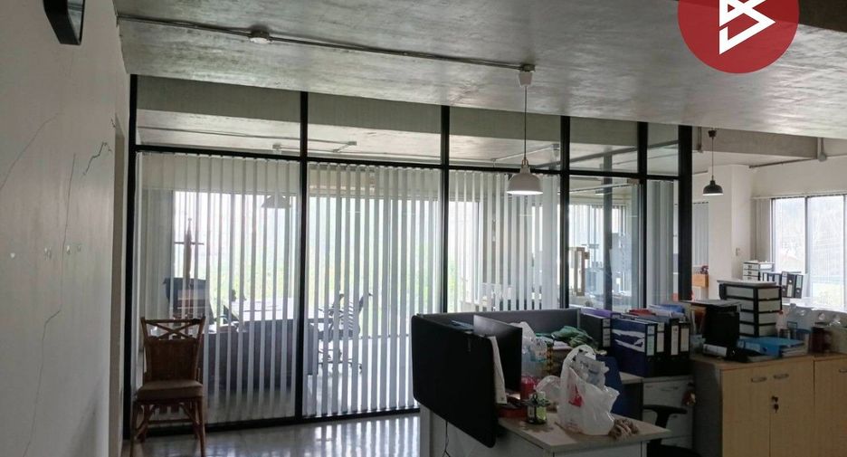 Büro zum Kauf mit 3 Zimmer in Saphan Sung, Bangkok
