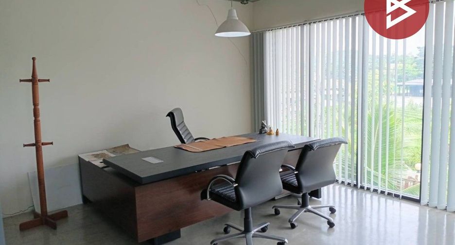 Büro zum Kauf mit 3 Zimmer in Saphan Sung, Bangkok