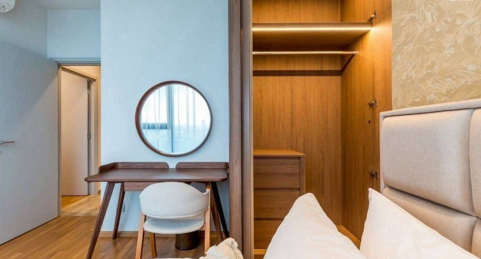 For rent 3 bedrooms condo in Chatuchak, Bangkok