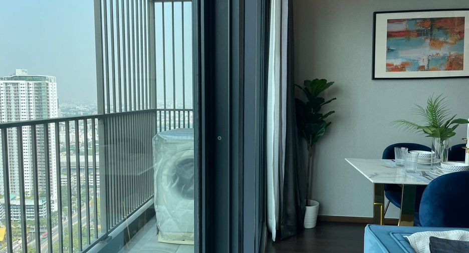 À vendre 2 chambres condo à Watthana, Bangkok