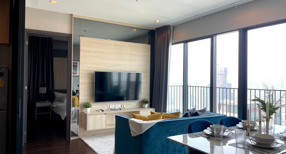 À vendre 2 chambres condo à Watthana, Bangkok