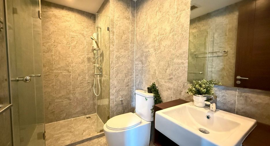 À vendre 2 chambres condo à Watthana, Bangkok