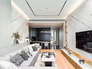 For rent 2 bedrooms condo in Pathum Wan, Bangkok