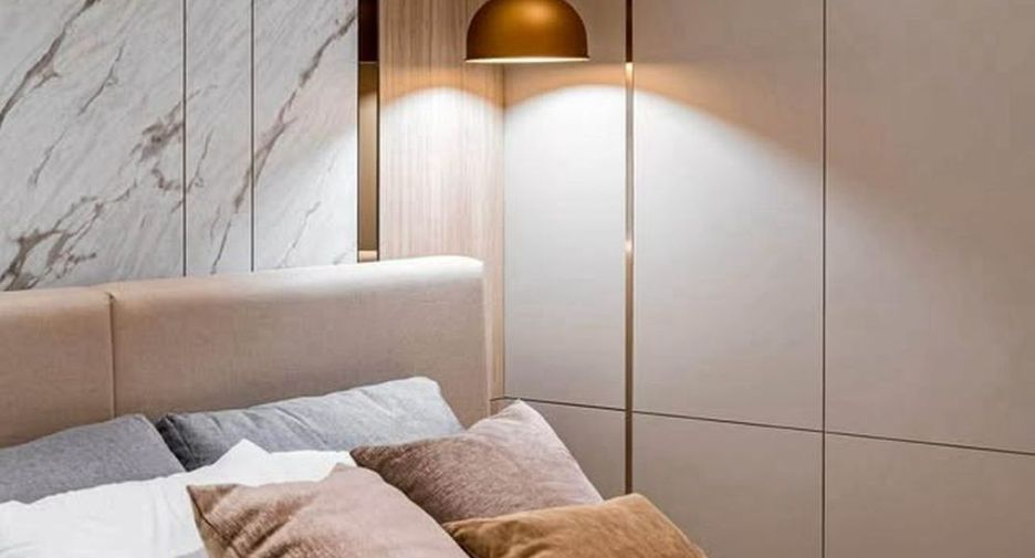 For rent 2 bedrooms condo in Pathum Wan, Bangkok