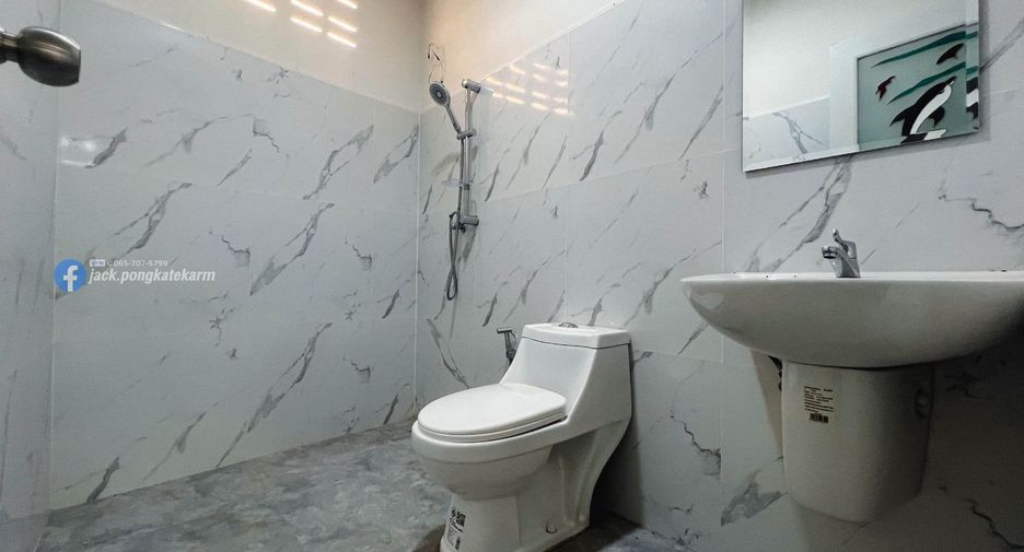 For sale 5 bedrooms house in Mueang Sa Kaeo, Sa Kaeo
