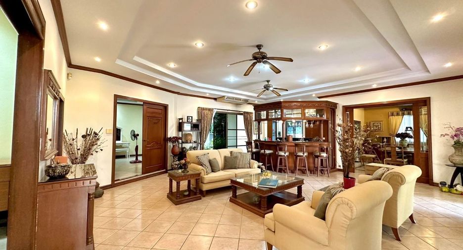 Haus zur Miete mit 3 Zimmer in Central Pattaya, Pattaya