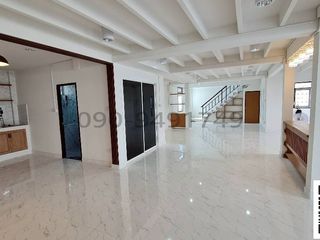 Casa en alquiler de 4 habitaciones en Lat Phrao, Bangkok