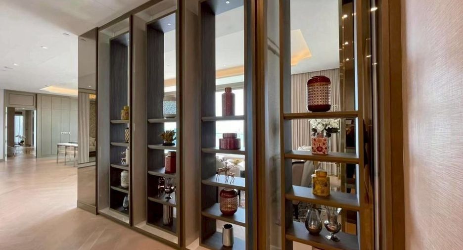For rent and for sale 6 bedrooms condo in Khlong San, Bangkok