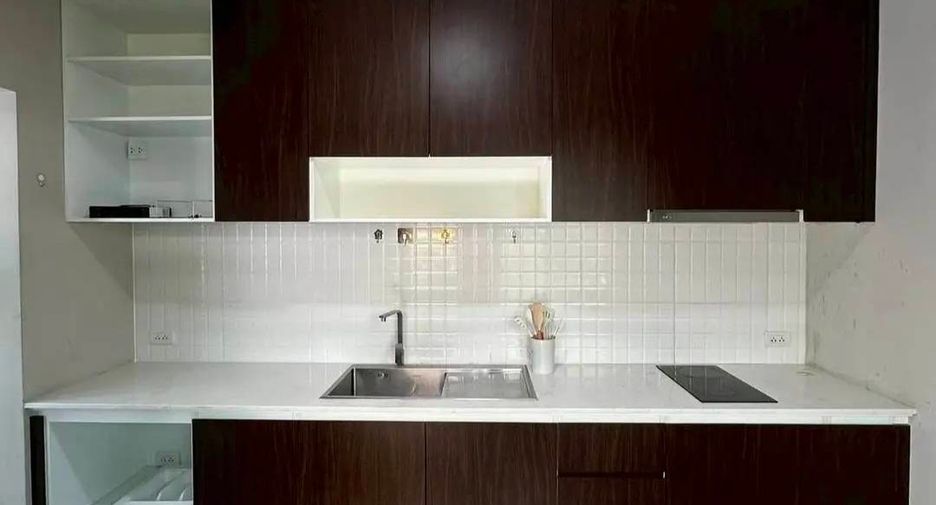 For rent 3 bedrooms house in Mueang Chiang Mai, Chiang Mai