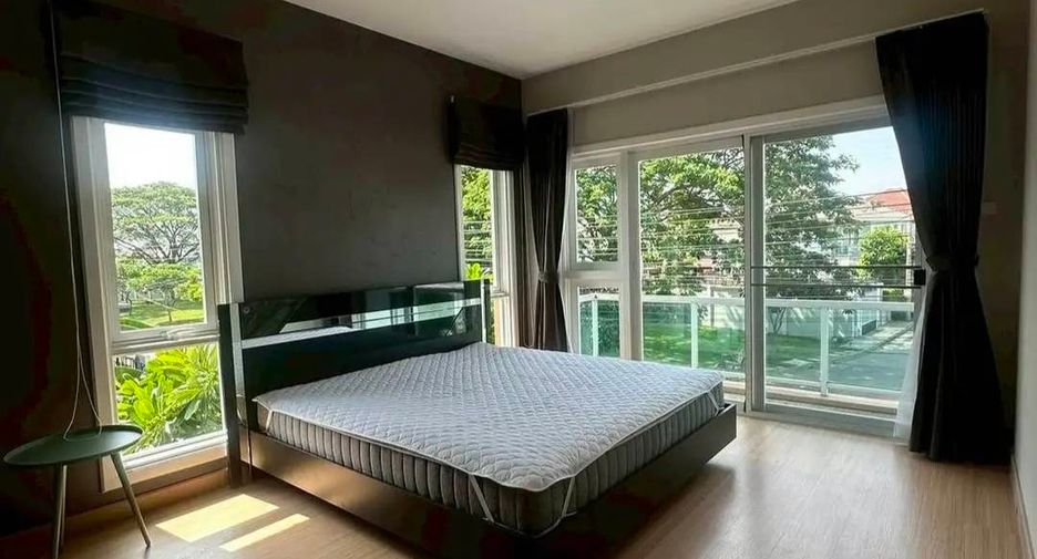 For rent 3 bedrooms house in Mueang Chiang Mai, Chiang Mai