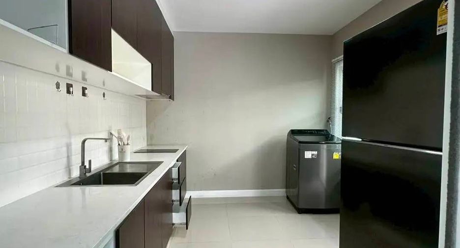 For rent 3 bedrooms house in Mueang Chiang Mai, Chiang Mai