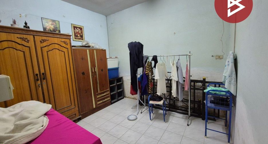 Reihenhaus zum Kauf mit 2 Zimmer in Mueang Samut Prakan, Samut Prakan