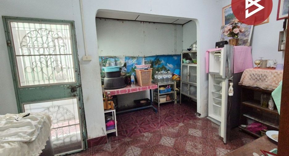 Reihenhaus zum Kauf mit 2 Zimmer in Mueang Samut Prakan, Samut Prakan