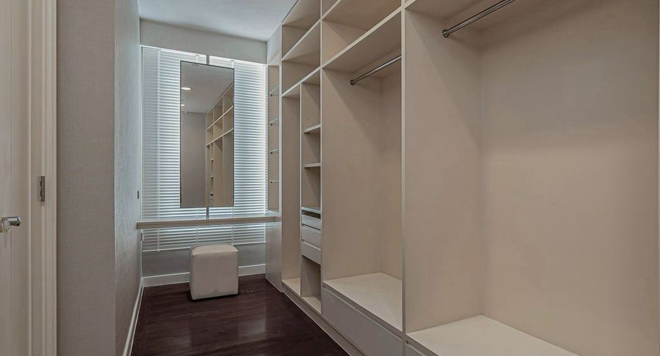 For rent and for sale 3 bedrooms condo in Watthana, Bangkok