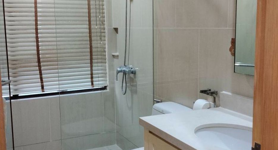 Wohnung zur Miete und zum Kauf mit 3 Zimmer in Khlong Toei, Bangkok