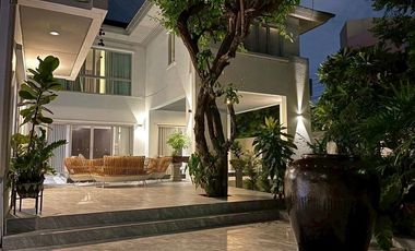 For rent 5 bedrooms house in Suan Luang, Bangkok