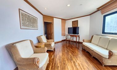 For rent 3 bedrooms condo in Sathon, Bangkok