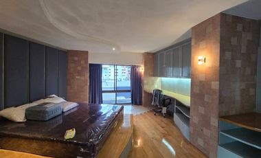 Condo en alquiler de 2 habitaciones en Pathum Wan, Bangkok