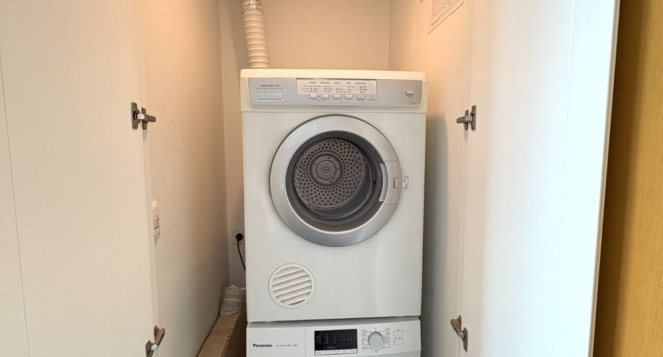 For sale 1 bed condo in Khlong Toei, Bangkok