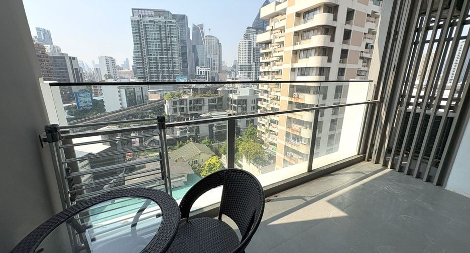 For sale 1 bed condo in Khlong Toei, Bangkok