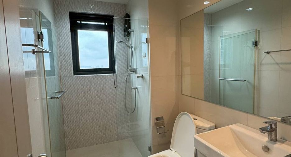 For rent and for sale 2 bedrooms condo in Khlong Toei, Bangkok