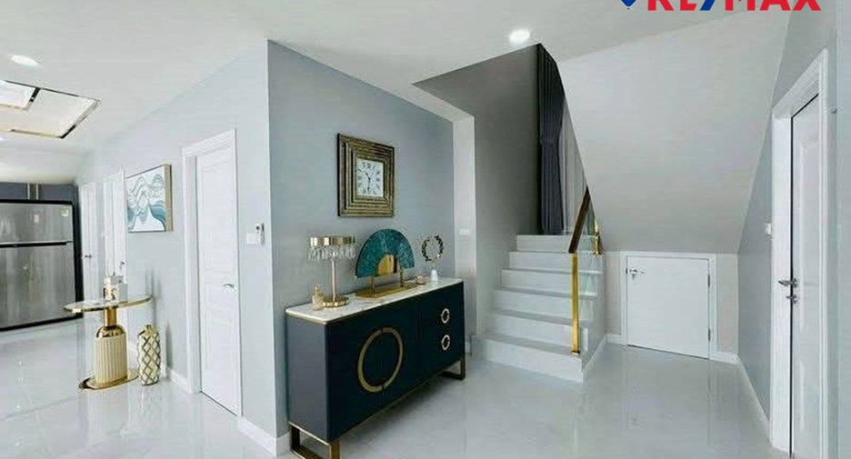 Casa en venta de 4 habitaciones en North Pattaya, Pattaya