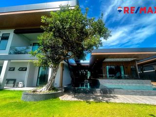 For sale 5 bedrooms house in Bang Lamung, Chonburi
