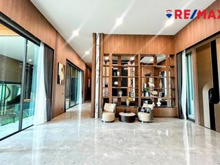 For sale 5 bedrooms house in Bang Lamung, Chonburi