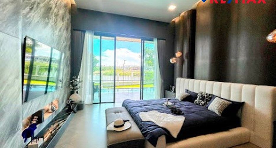 For sale 5 bedrooms house in East Pattaya, Pattaya