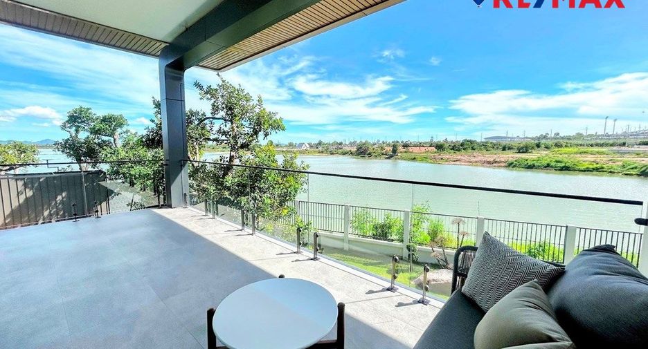 For sale 5 bedrooms house in East Pattaya, Pattaya