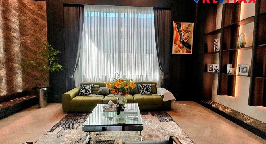 For sale 5 bedrooms house in East Pattaya, Pattaya