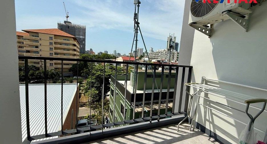 For sale 1 bed condo in Pratumnak, Pattaya