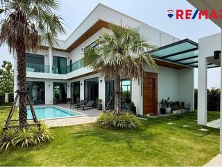 For sale 4 bedrooms house in Bang Lamung, Chonburi