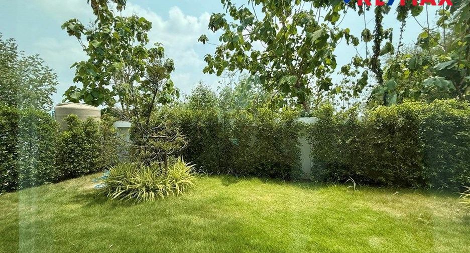 For sale 4 bedrooms house in East Pattaya, Pattaya