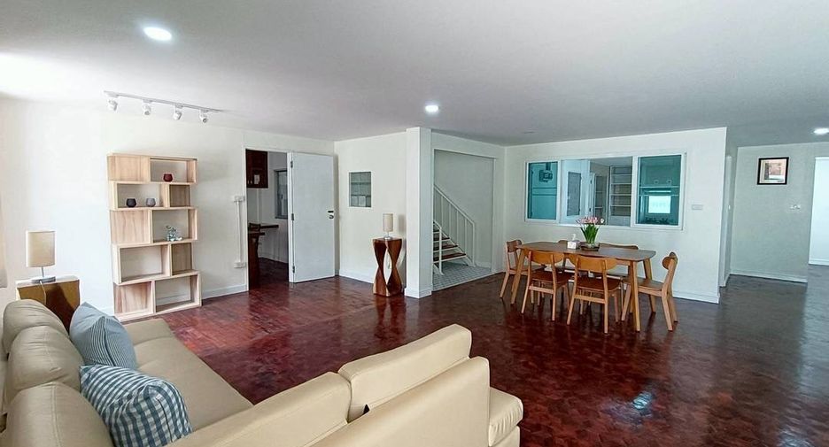 For rent 6 bedrooms house in Mueang Chiang Mai, Chiang Mai