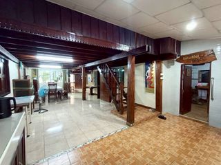 Haus zur Miete mit 4 Zimmer in Mueang Chiang Mai, Chiang Mai