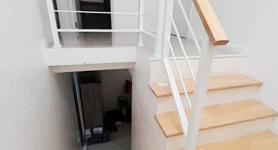 Local comercial en venta de 3 habitaciones en Bang Phli, Samut Prakan